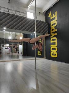 Фотография Goldy Pole Dance 3