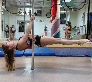 Фотография Pole Dance School 3